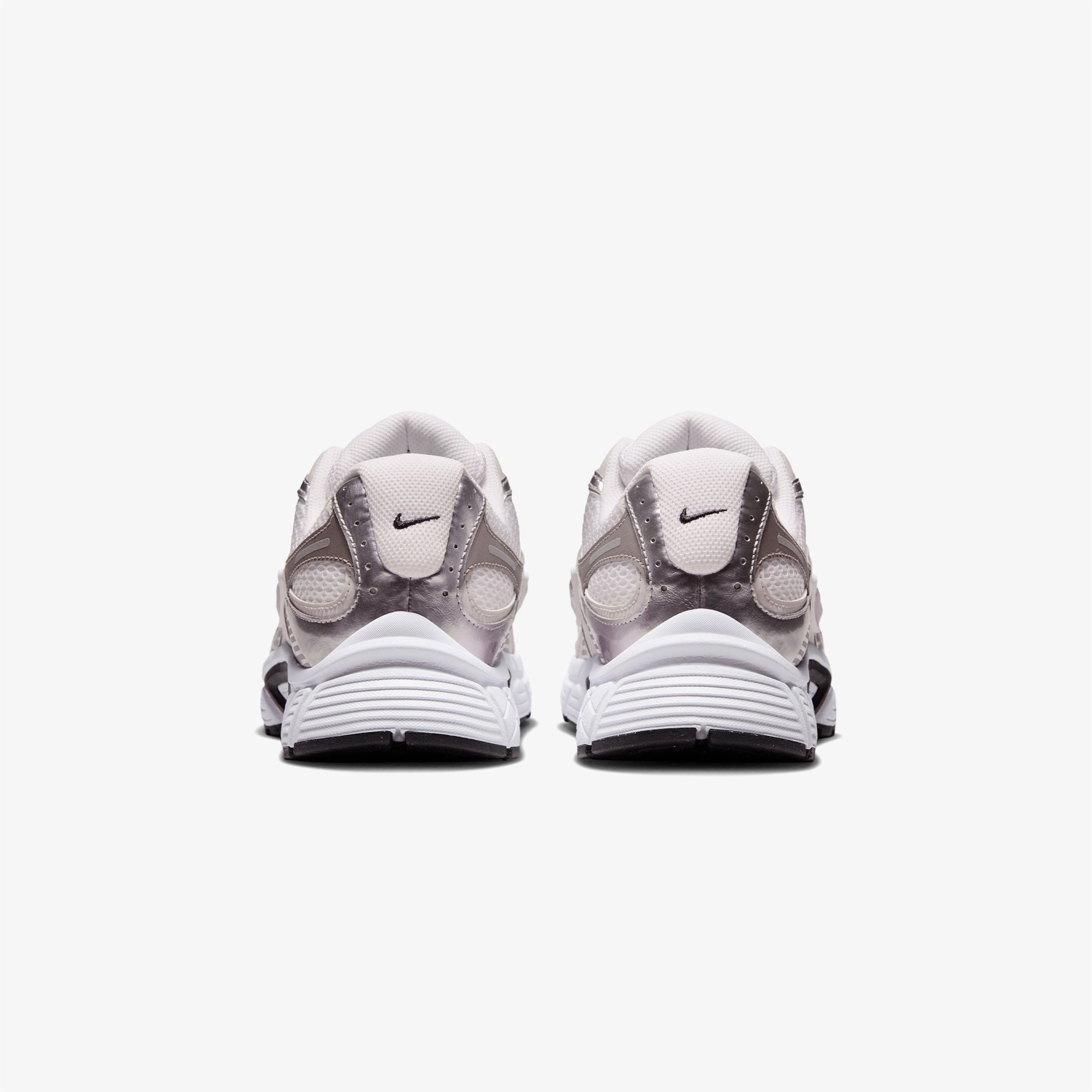 Nike V5 RNR Erkek Beyaz Spor Ayakkabı