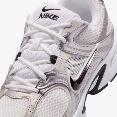  Nike V5 RNR Erkek Beyaz Spor Ayakkabı