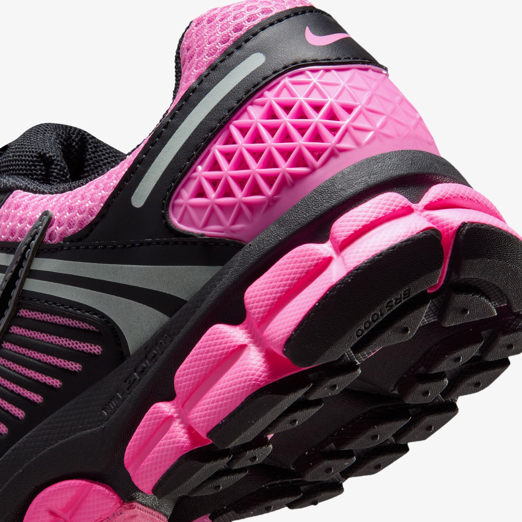 Nike Zoom Vomero 5 Kadın Pembe Spor Ayakkabı