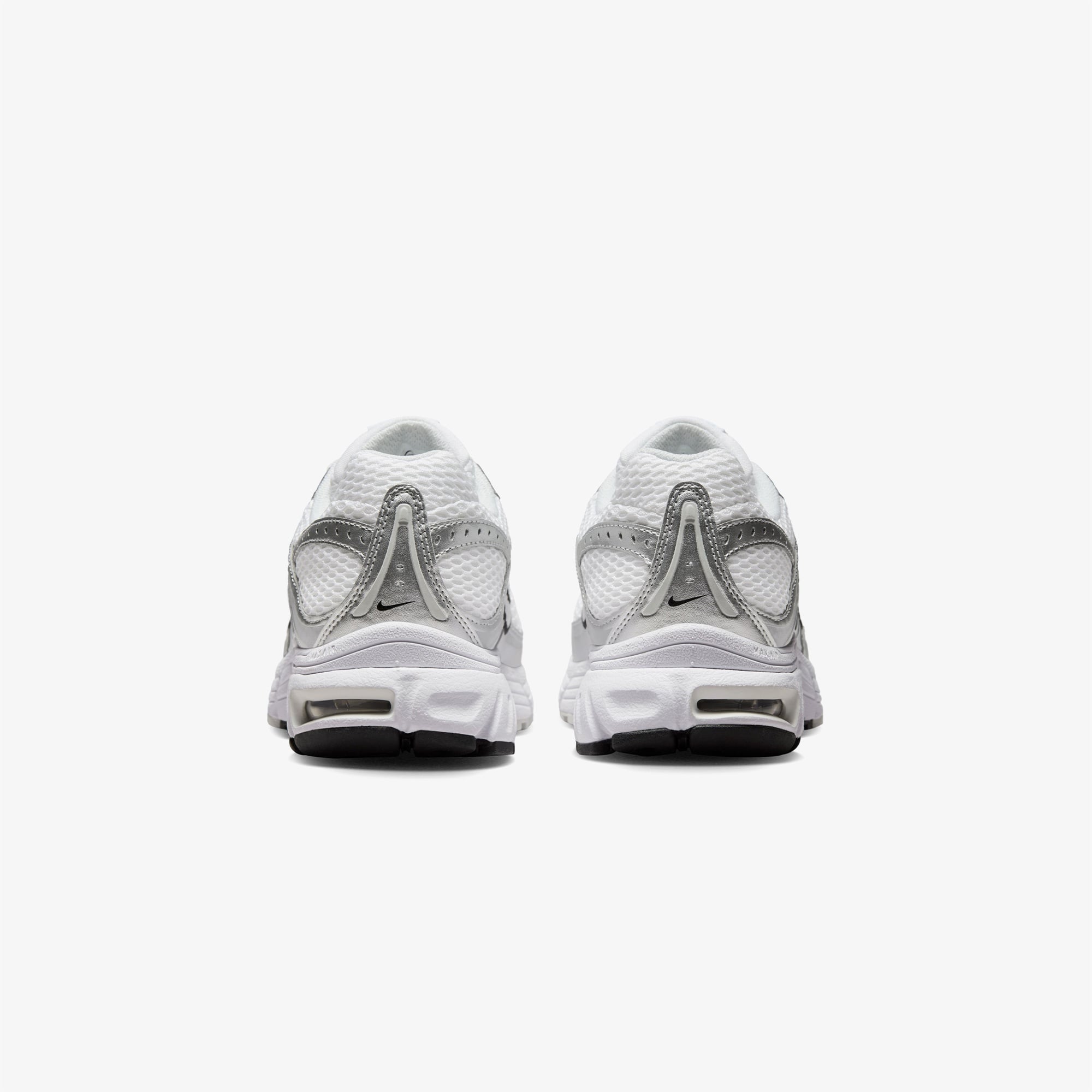 Nike Air Max Moto Kadın Beyaz Spor Ayakkabı