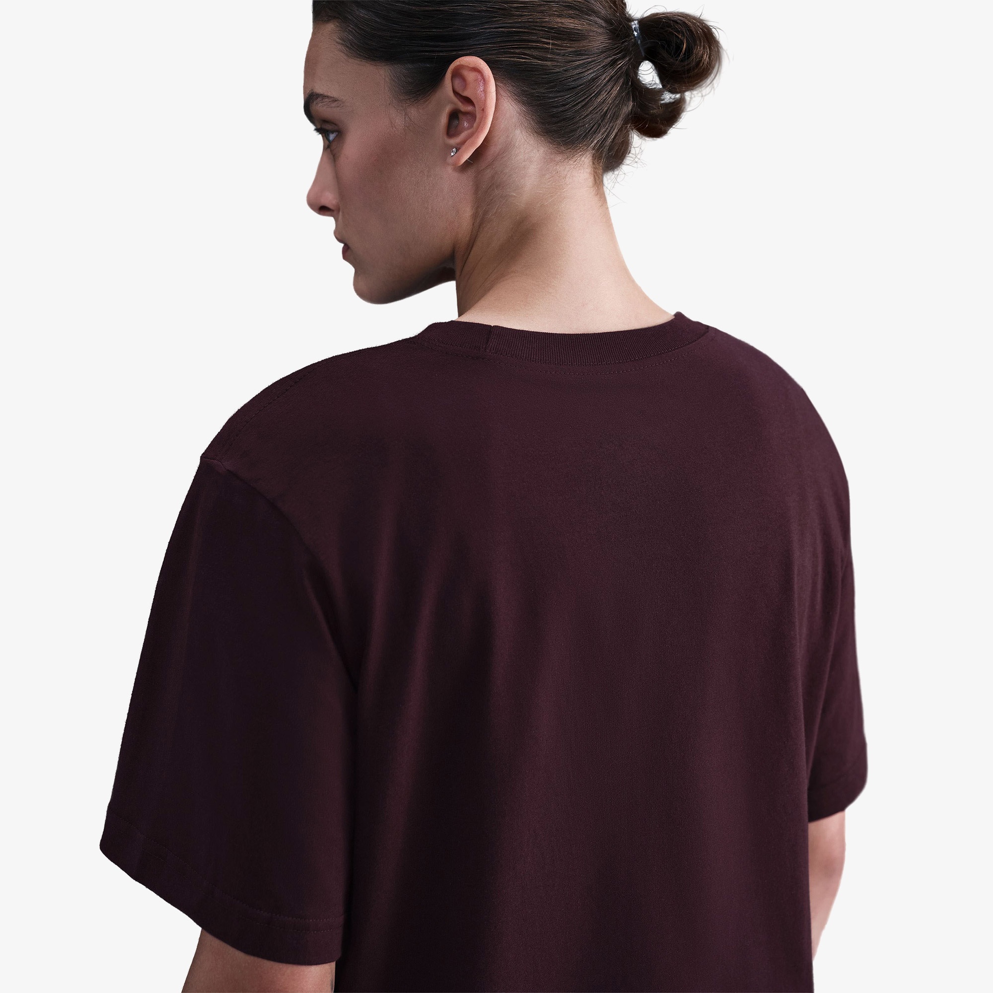 Nike Sportswear Essential Kadın Bordo T-Shirt
