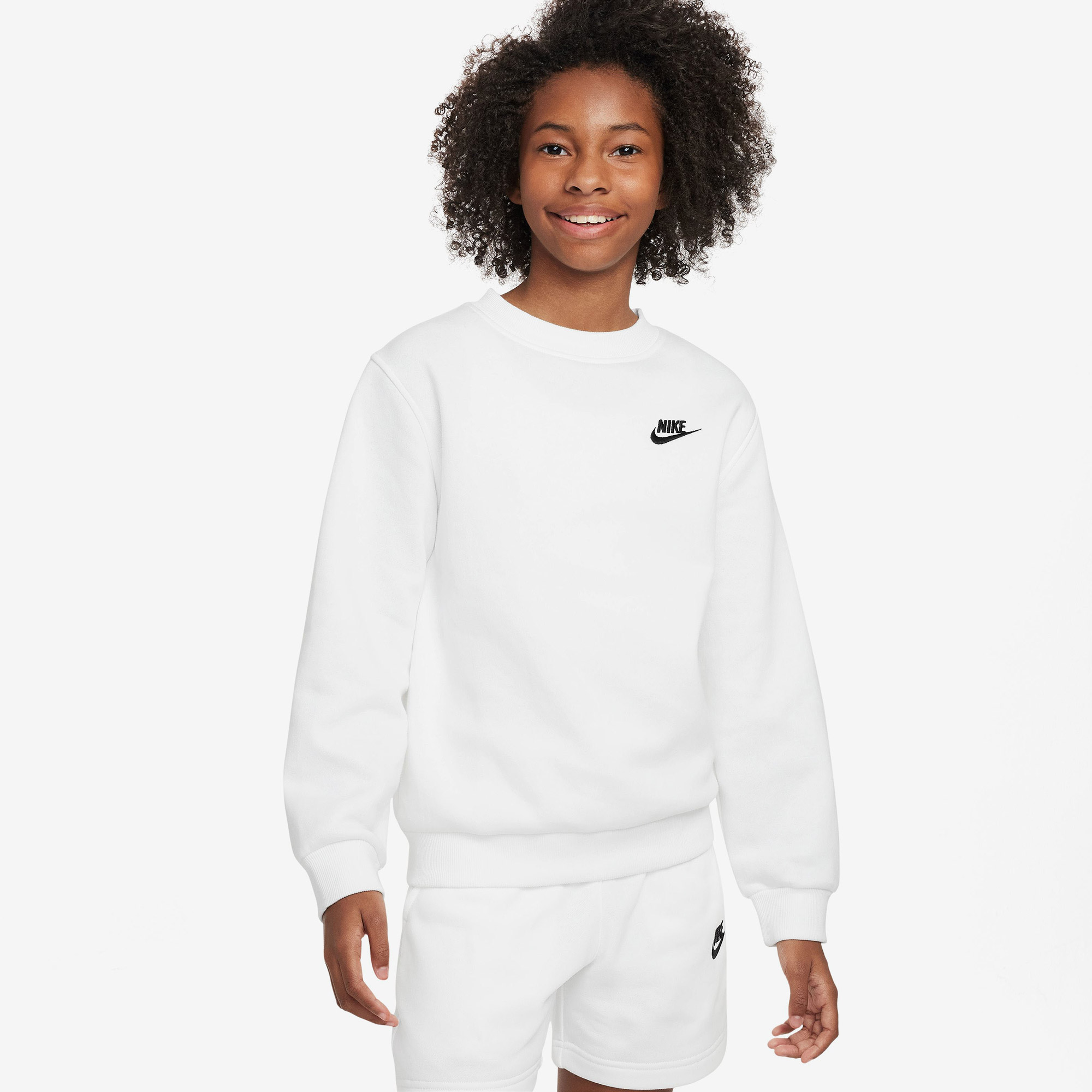  Nike Sportswear Club Fleece Crew Çocuk Beyaz Sweatshirt