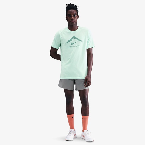  Nike Dri-Fit Trail Logo Erkek Yeşil T-Shirt