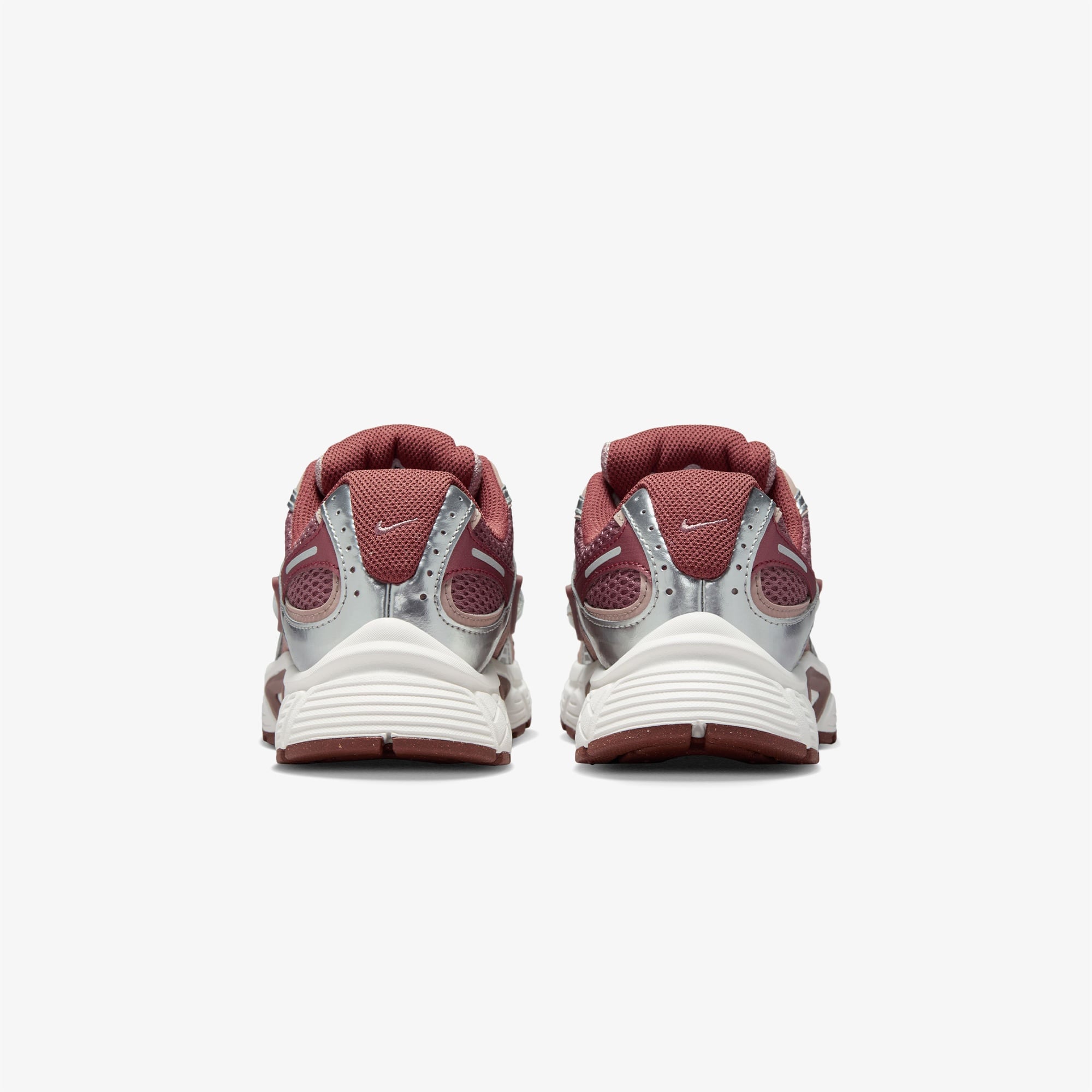 Nike V5 RNR Kadın Kırmızı Spor Ayakkabı