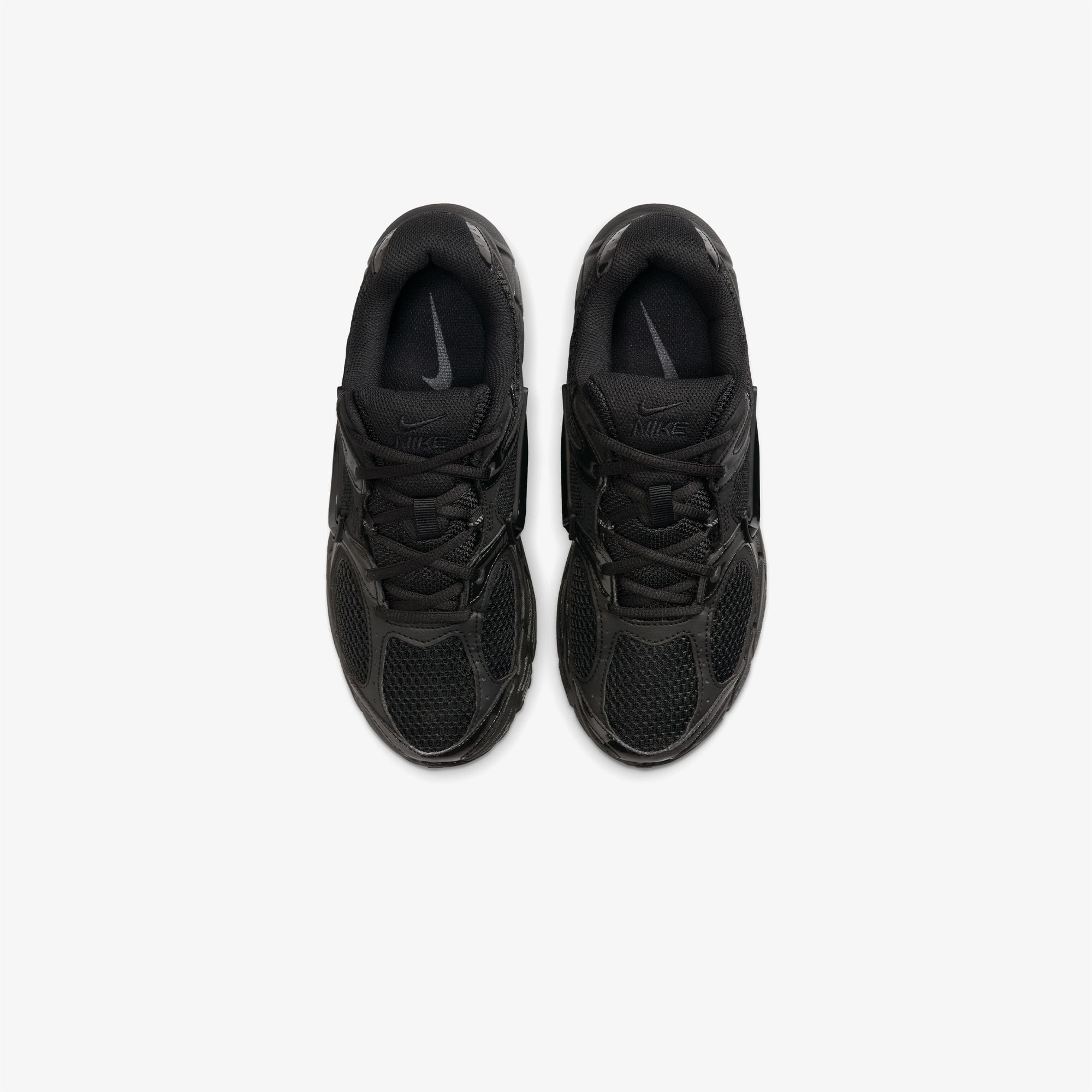 Nike V5 RNR Kadın Siyah Spor Ayakkabı