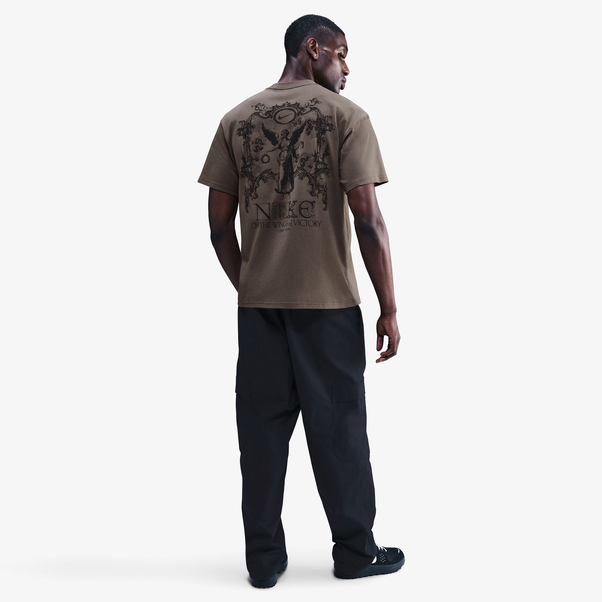 Nike Sportswear M90 Wings Victory Erkek Kahverengi T-Shirt