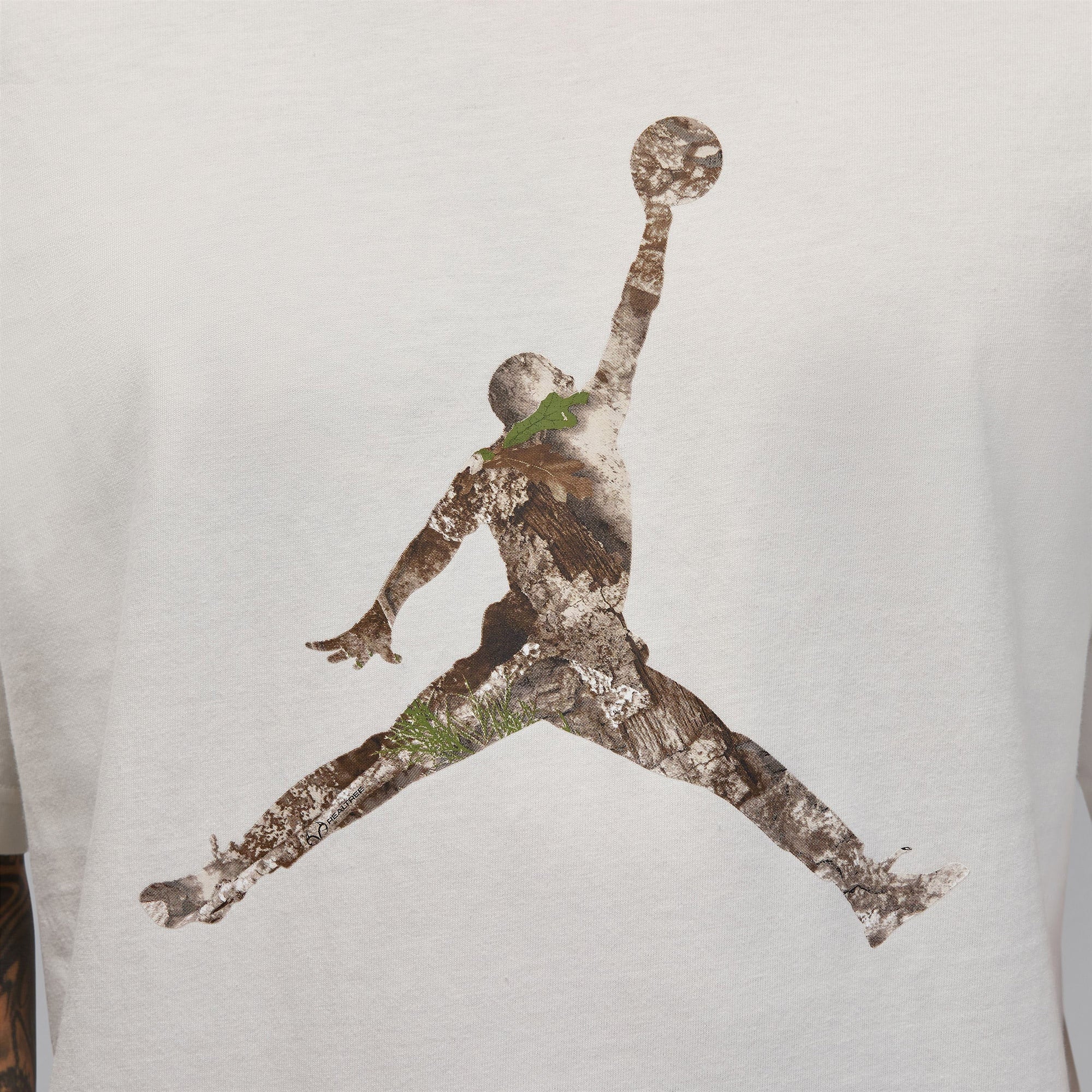 Jordan Brooklyn Realtree Erkek Krem Rengi T-Shirt