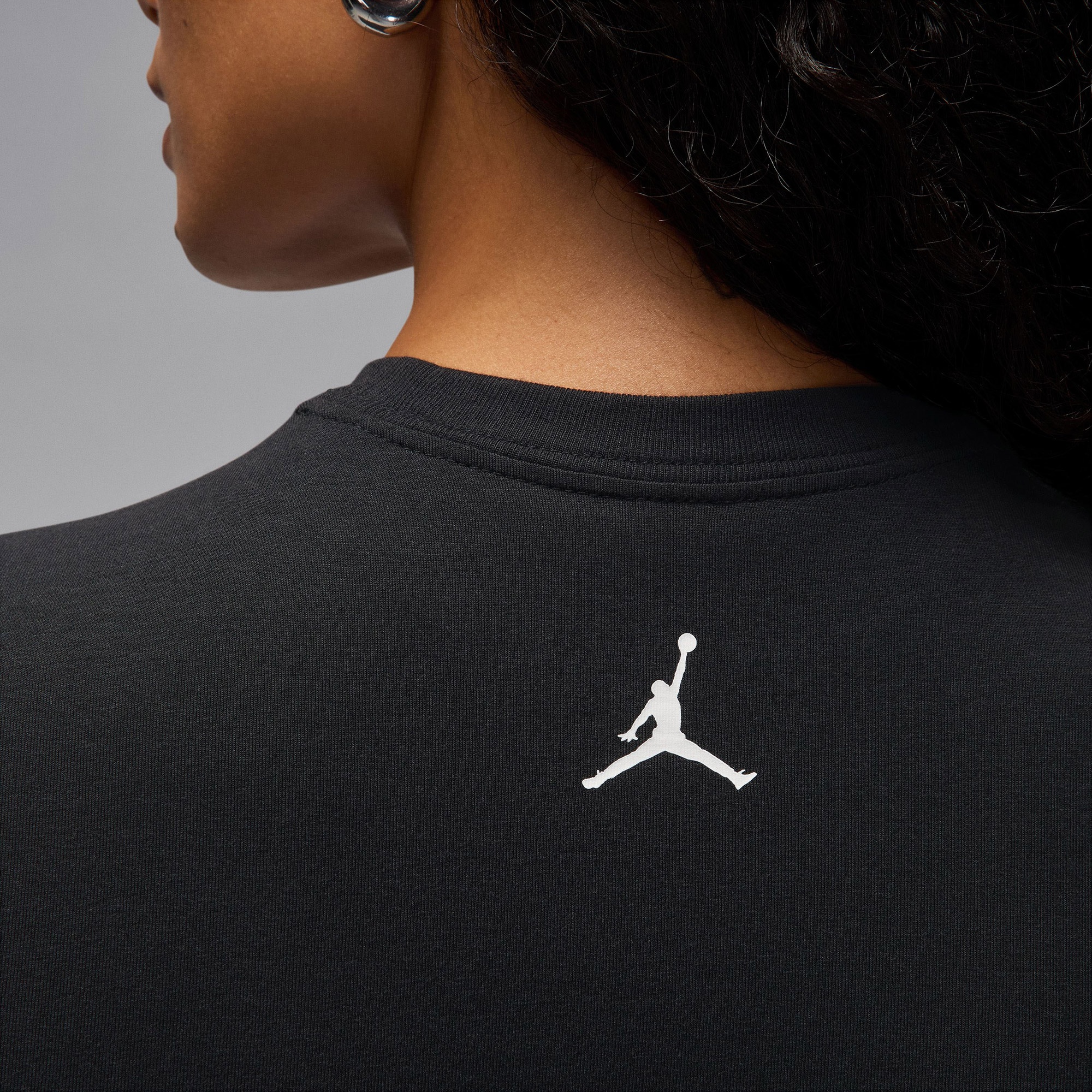 Jordan Necklace Graphic Kadın Siyah T-Shirt