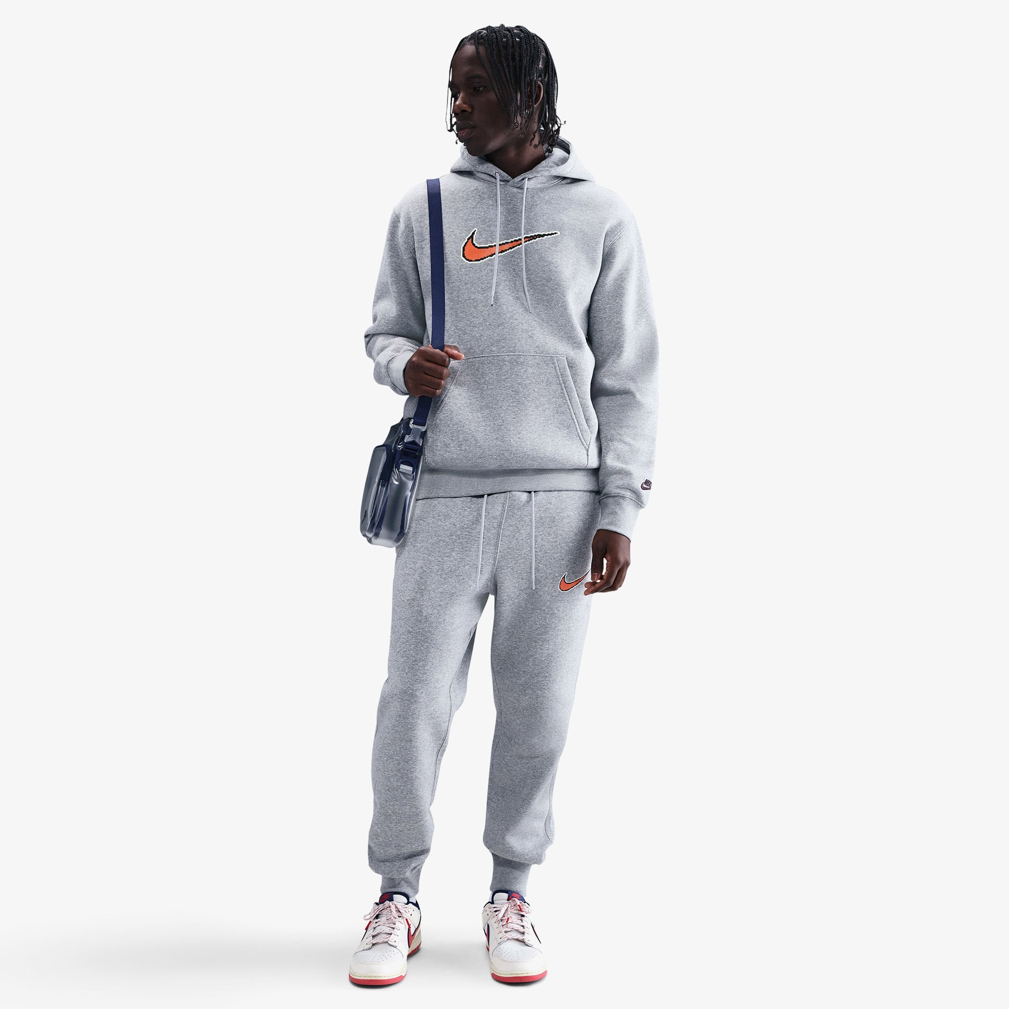  Nike Sportswear Club Neo Varsity Erkek Gri Kapüşonlu Hoodie