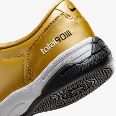  Nike Total 90 Kadın Altın Rengi Spor Ayakkabı