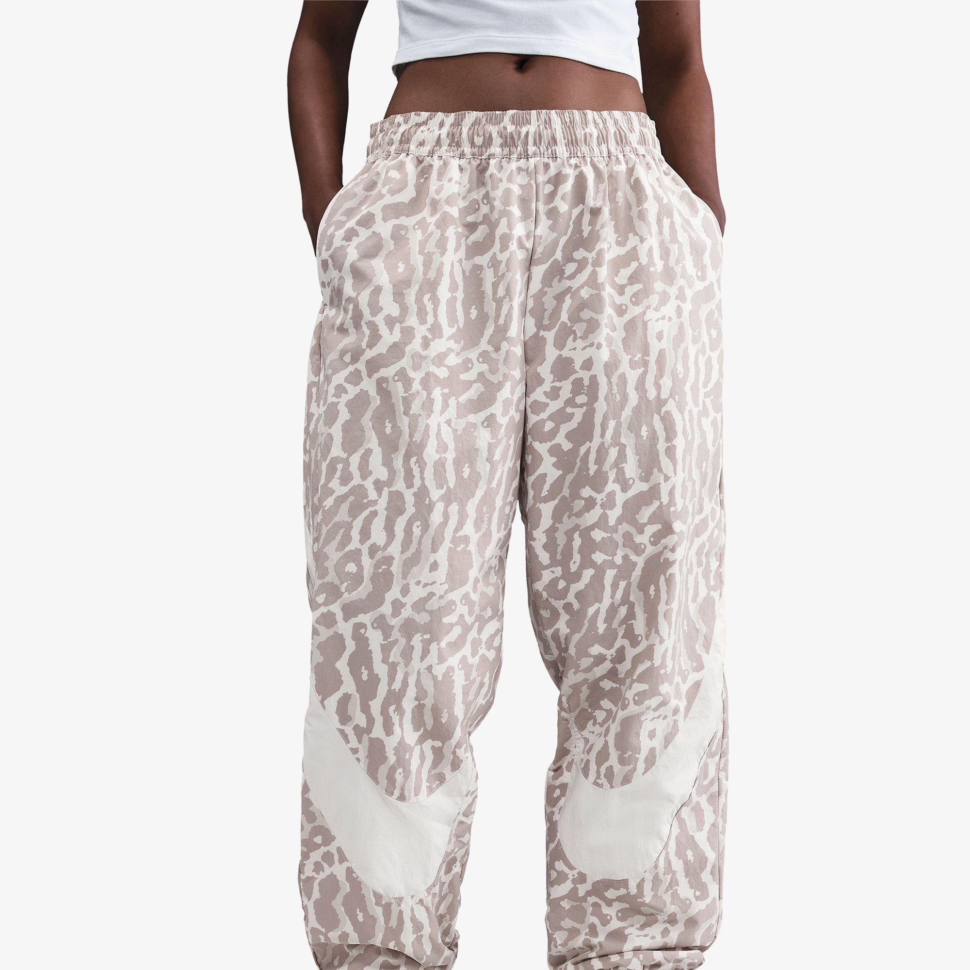 Nike Sportswear Woven Printed Kadın Gri Eşofman Altı