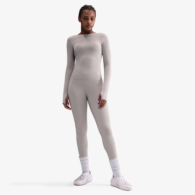  Nike Zenvy Dri-Fit Kadın Gri Body