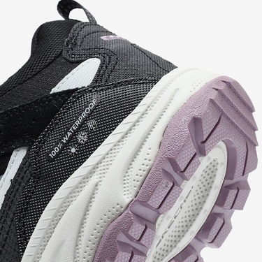  Skechers Vigor At Kadın Siyah Outdoor Ayakkabı