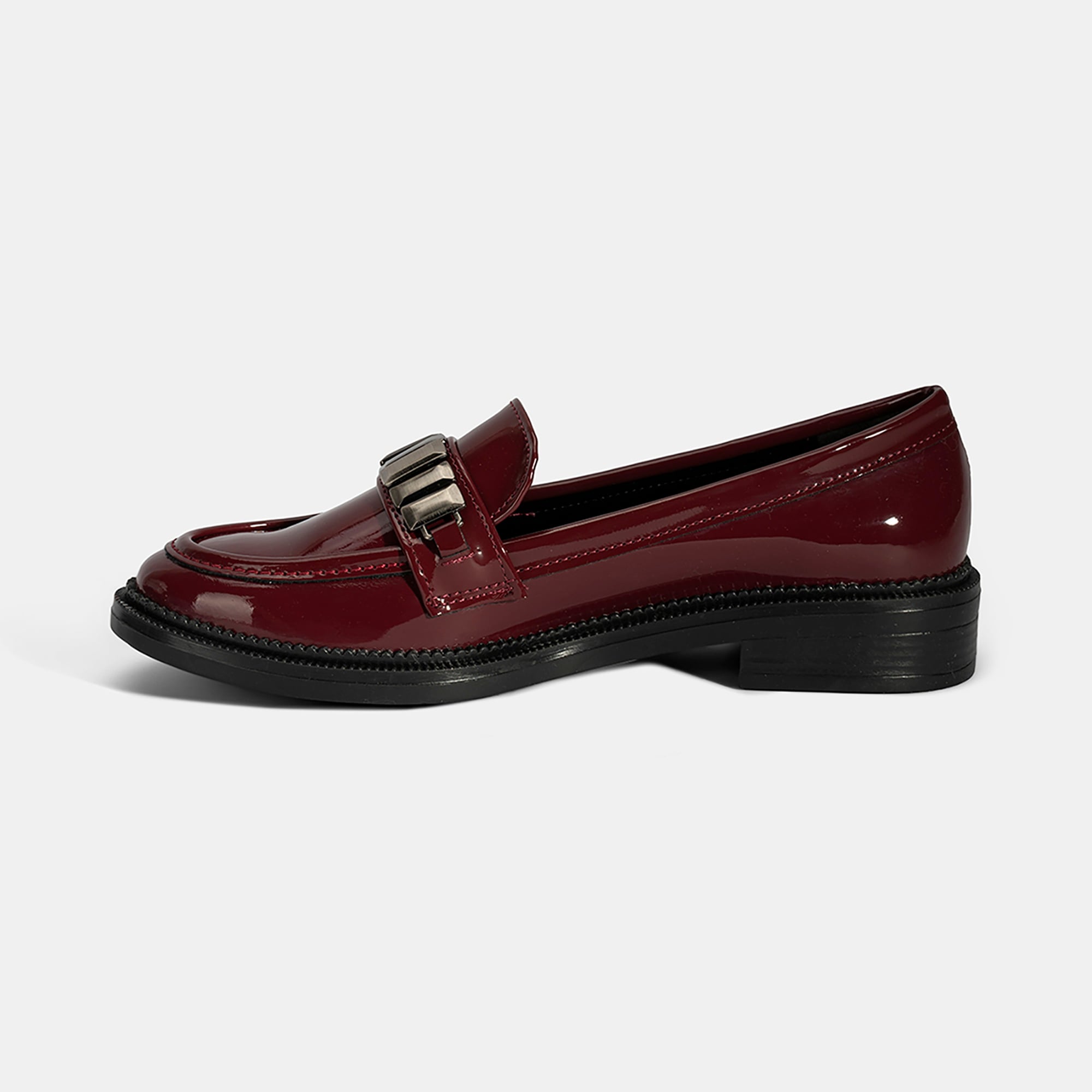 Kadın Bordo Metal Aksesuarlı Loafer