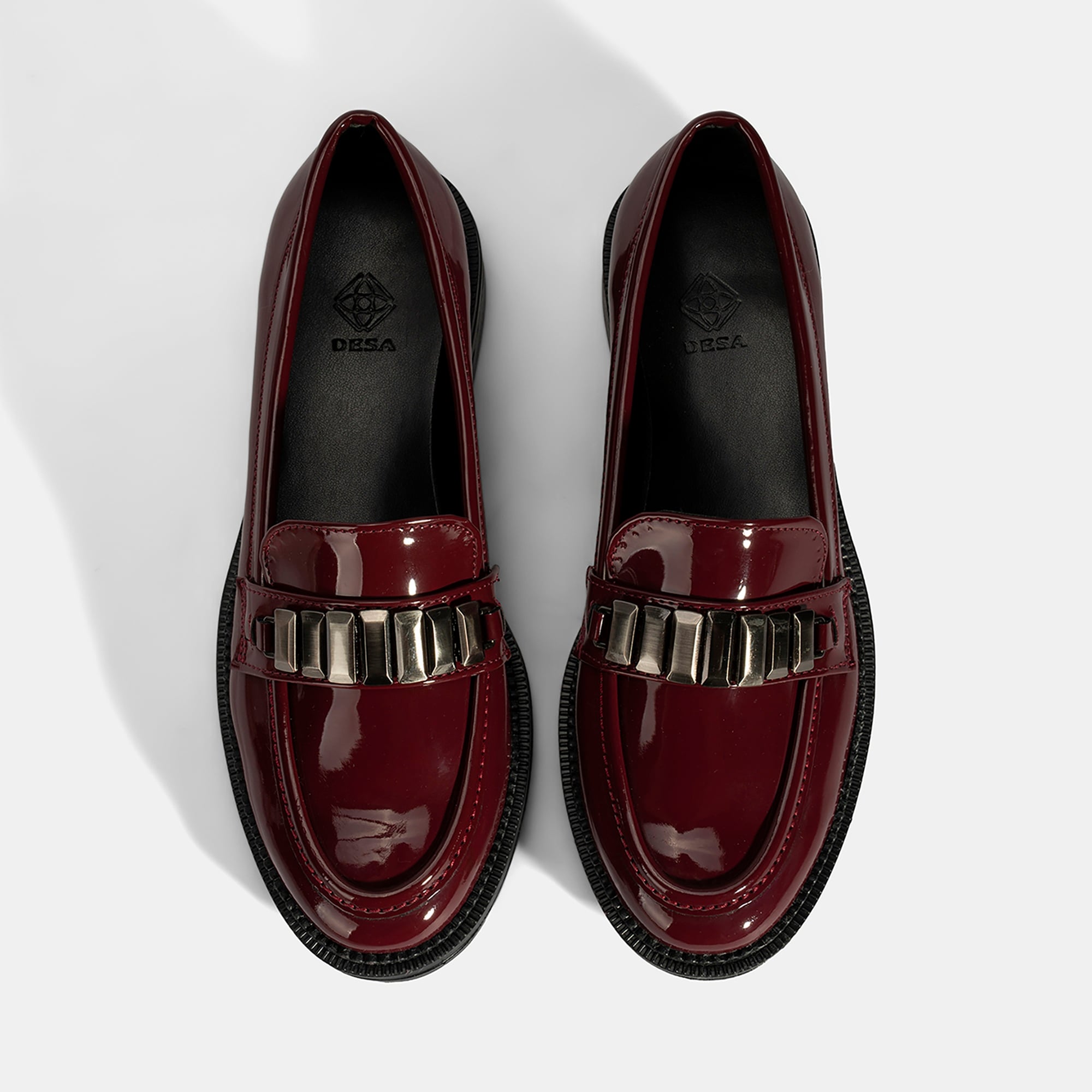 Kadın Bordo Metal Aksesuarlı Loafer