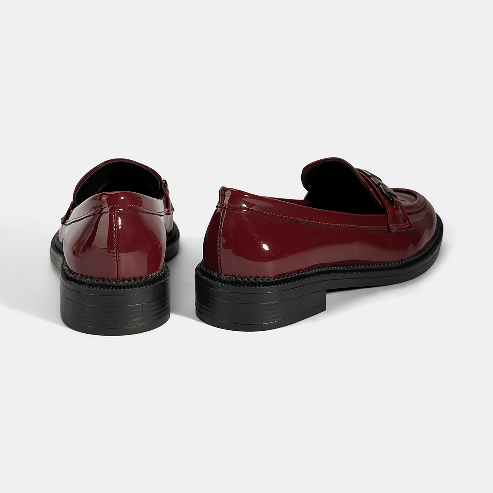 Kadın Bordo Metal Aksesuarlı Loafer