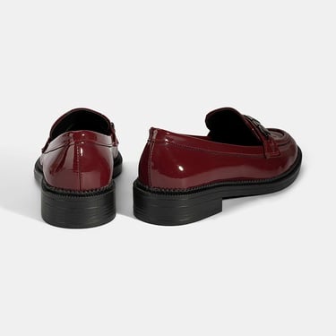  Kadın Bordo Metal Aksesuarlı Loafer