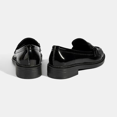  Kadın Siyah Metal Aksesuarlı Loafer