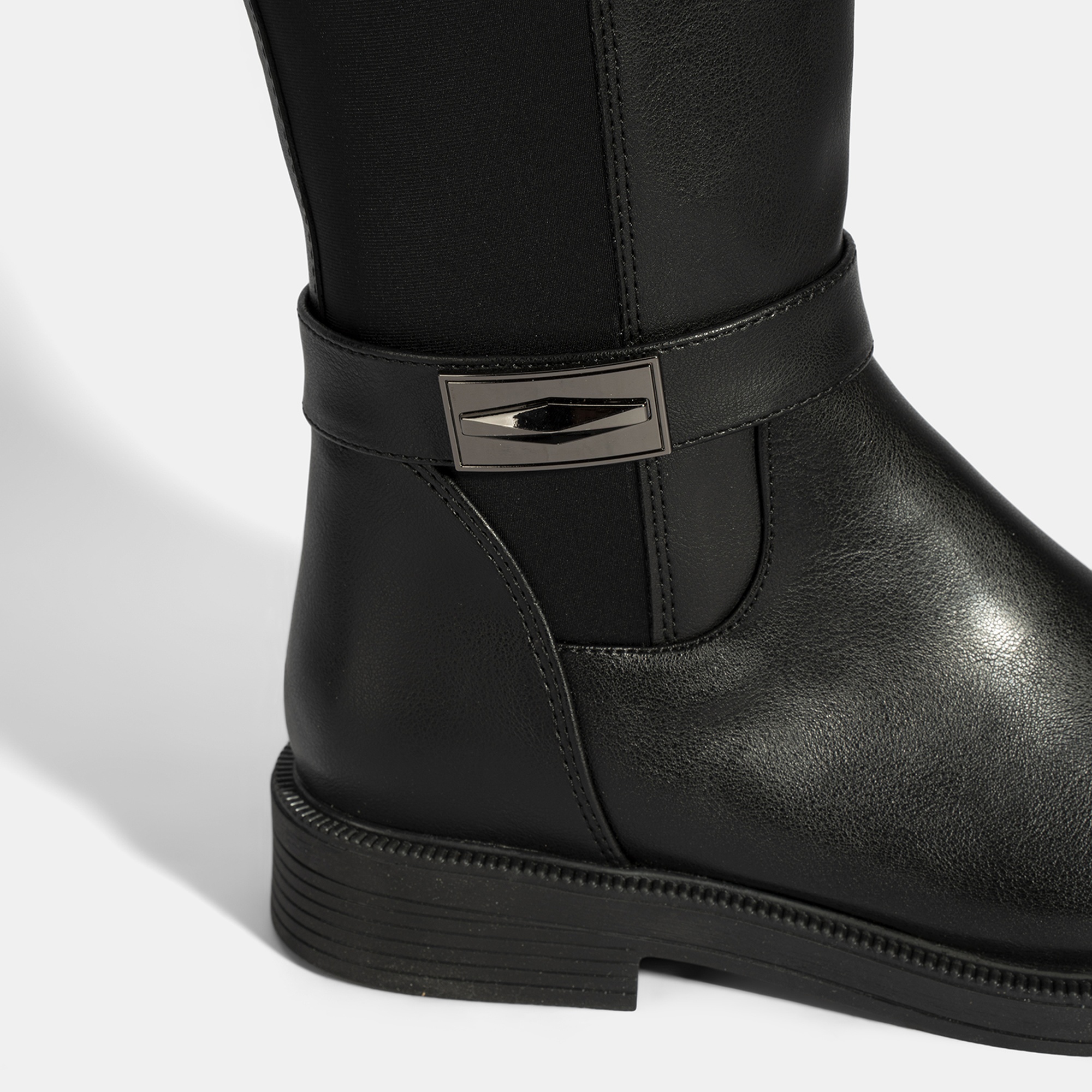 Kadın Siyah Metal Aksesuarlı Stretch Çizme