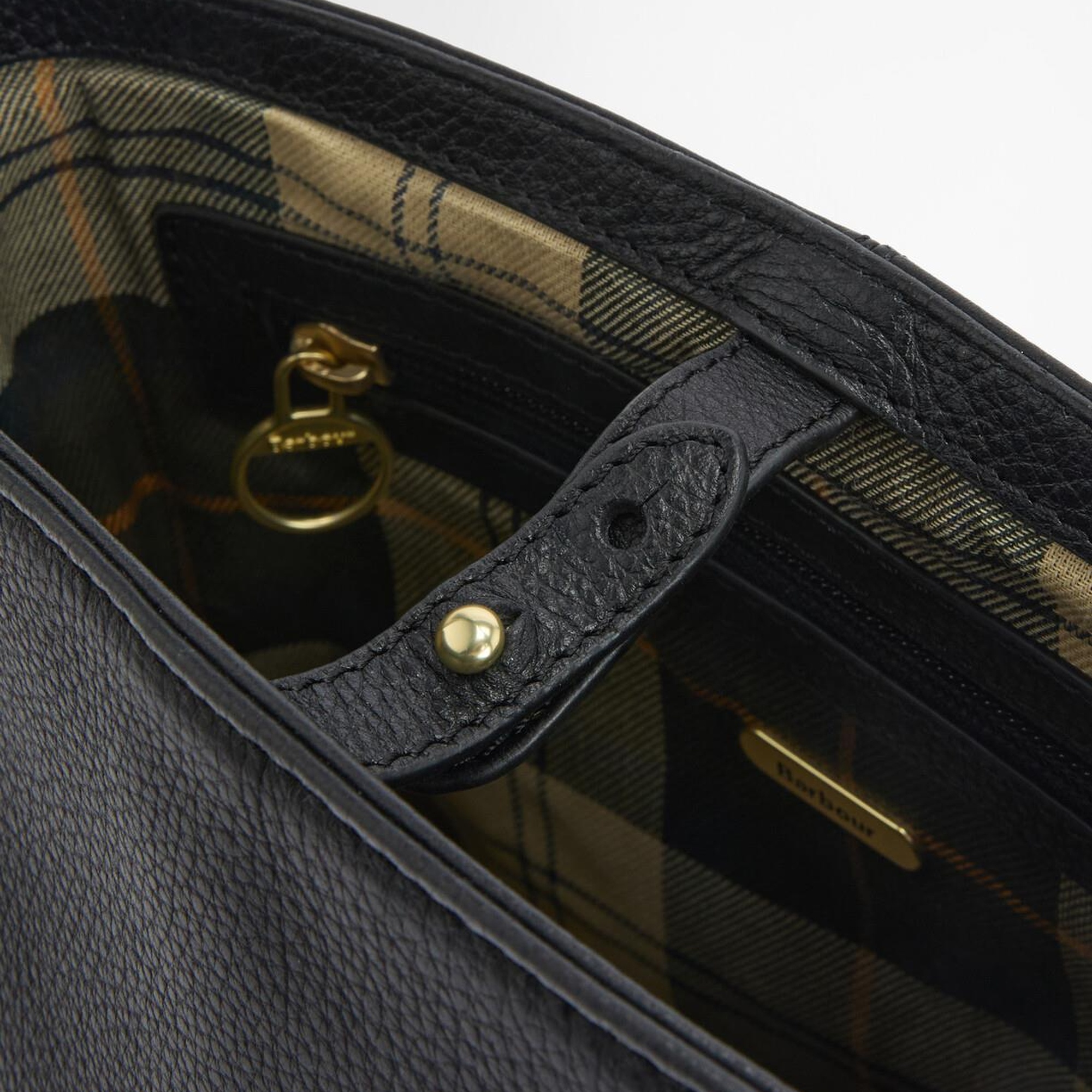 Barbour Cedar Deri Bucket Çanta