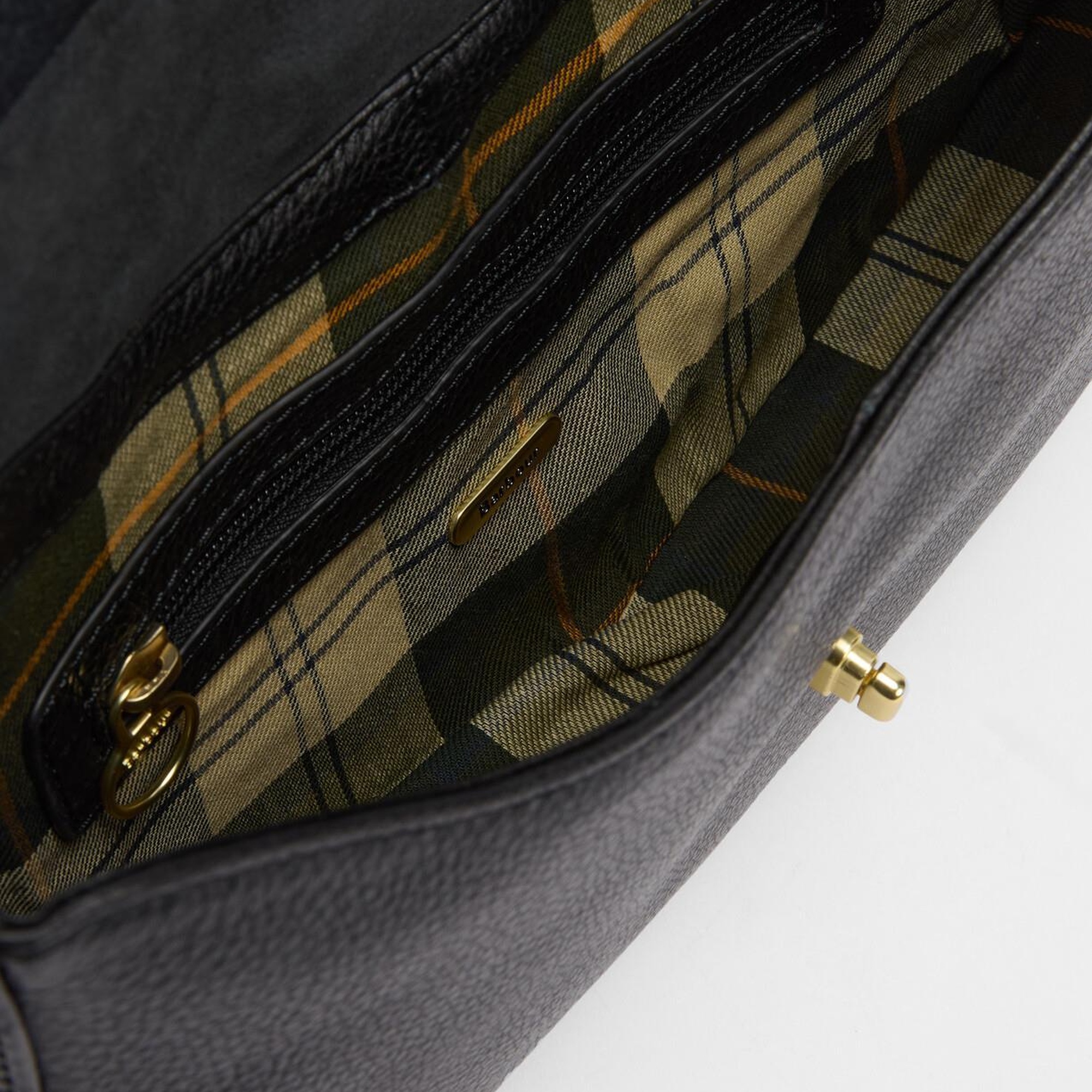 Barbour Alder Deri Kol Çantasıı