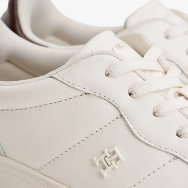  Tommy Hilfiger Heritage Shiny Kadın Beyaz Sneaker