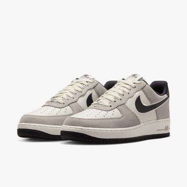  Nike Air Force 1 '07 LV8 Erkek Gri Spor Ayakkabı