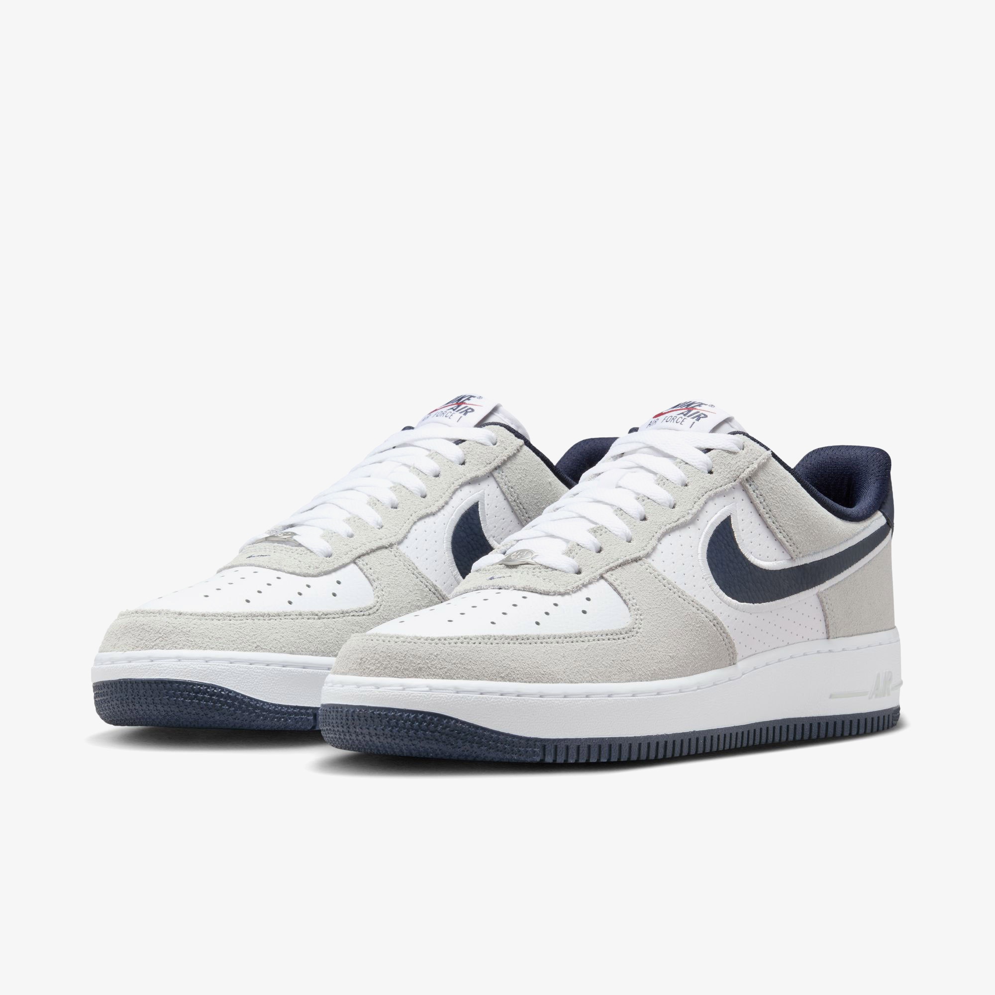 Nike Air Force 1 '07 LV8 Erkek Beyaz Spor Ayakkabı