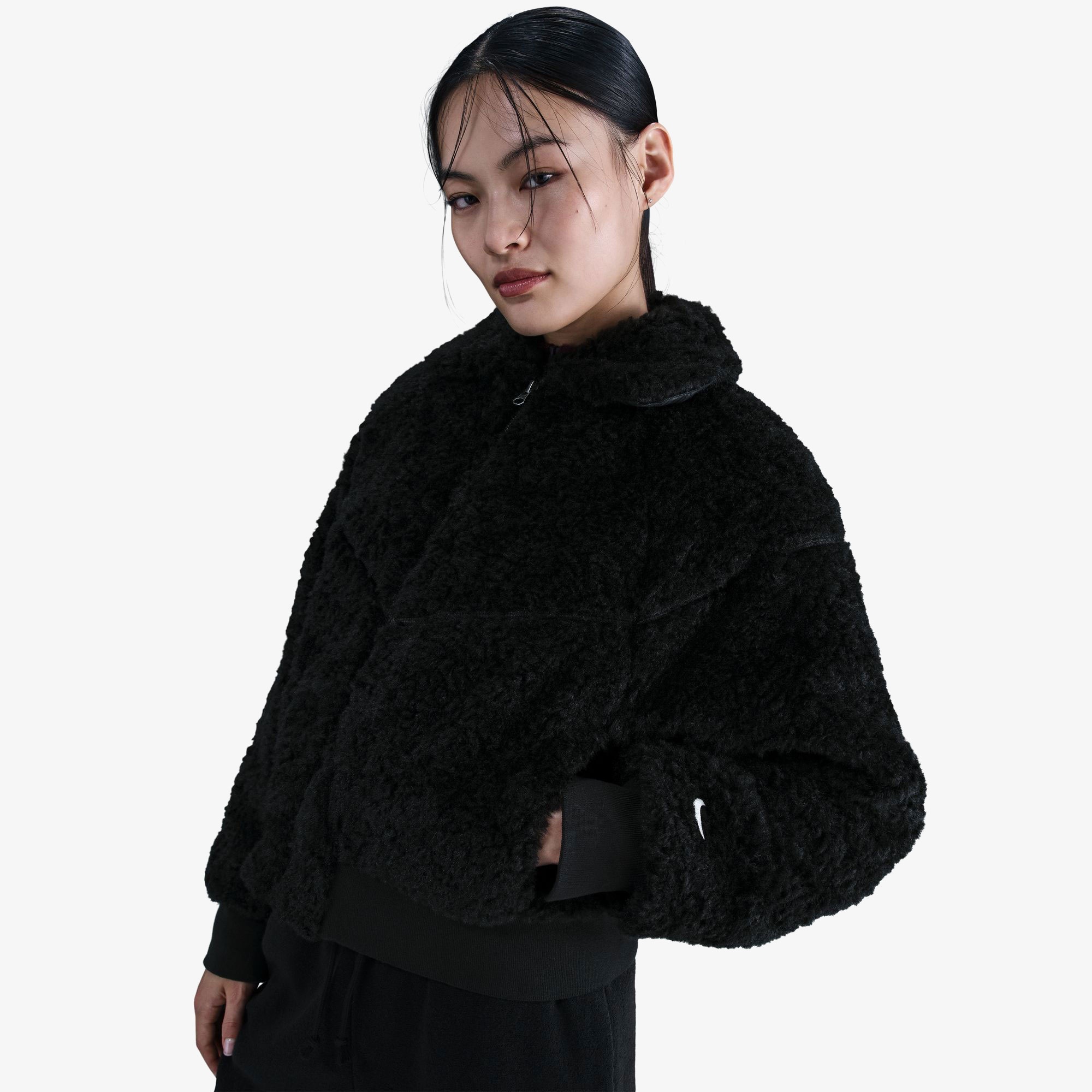 Nike Sportswear Essential Kadın Siyah Mont