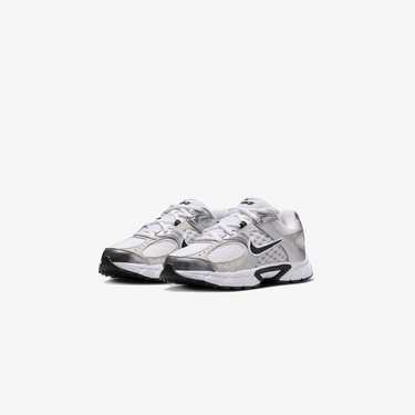  Nike V5 RNR Beyaz Spor Ayakkabı