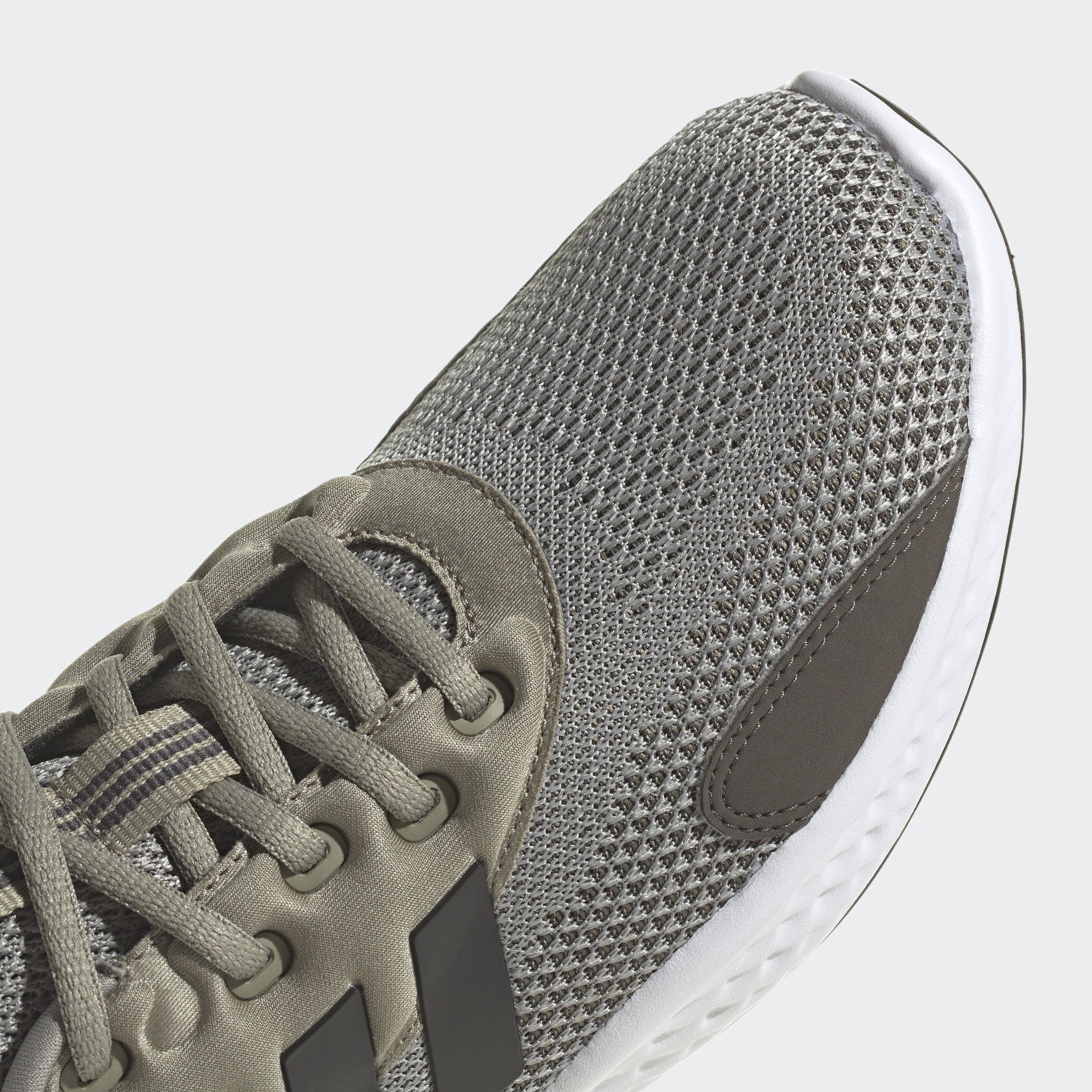 adidas Fluidflow 3.0 Erkek Gri Koşu Ayakkabısı