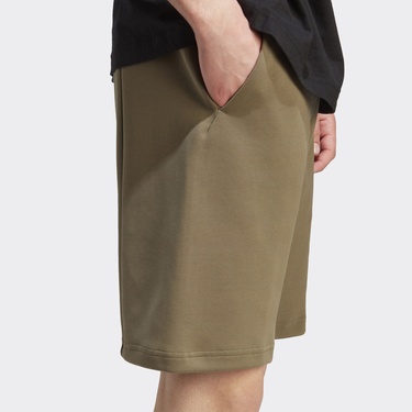  adidas Future Icons Badge of Sport Erkek Haki Günlük Şort