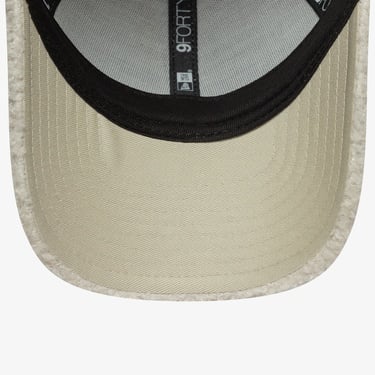  New Era Teddy Fleece 9Forty Winter Çocuk Bej Şapka