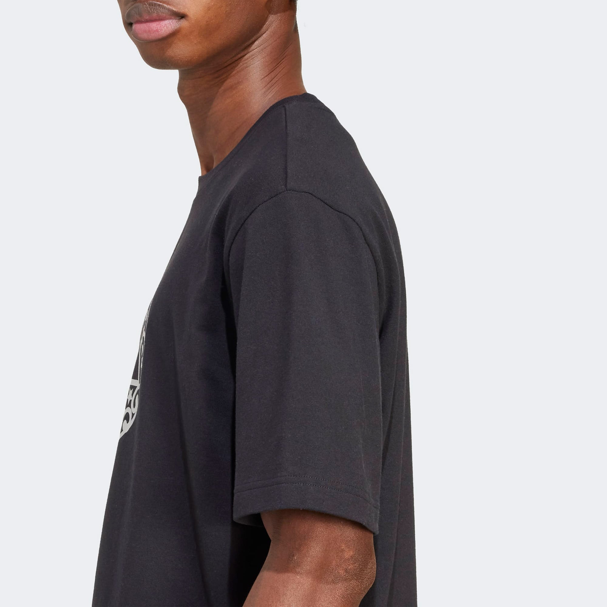 adidas M Hol Met Erkek Siyah T-Shirt