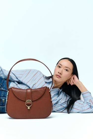  Barbour Alder Deri Kol Çantasıı