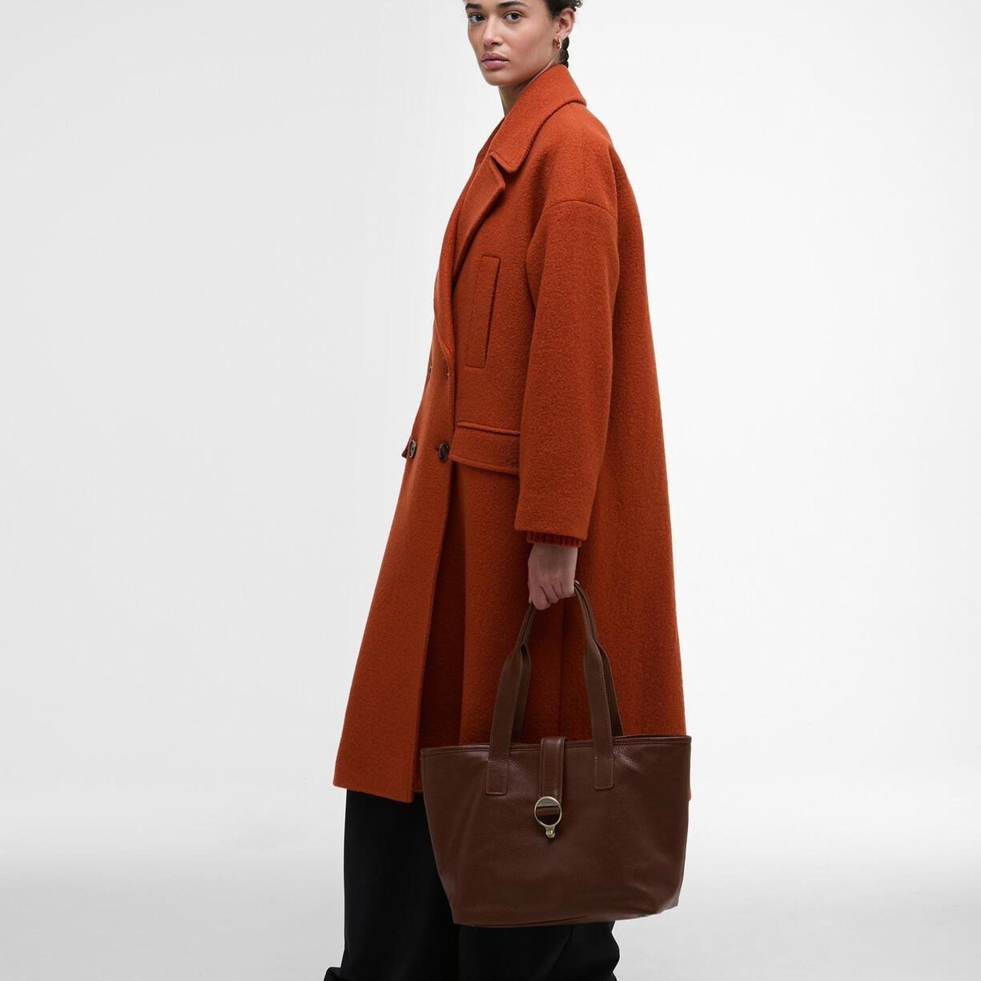 Barbour Alder Deri Kol Çantası