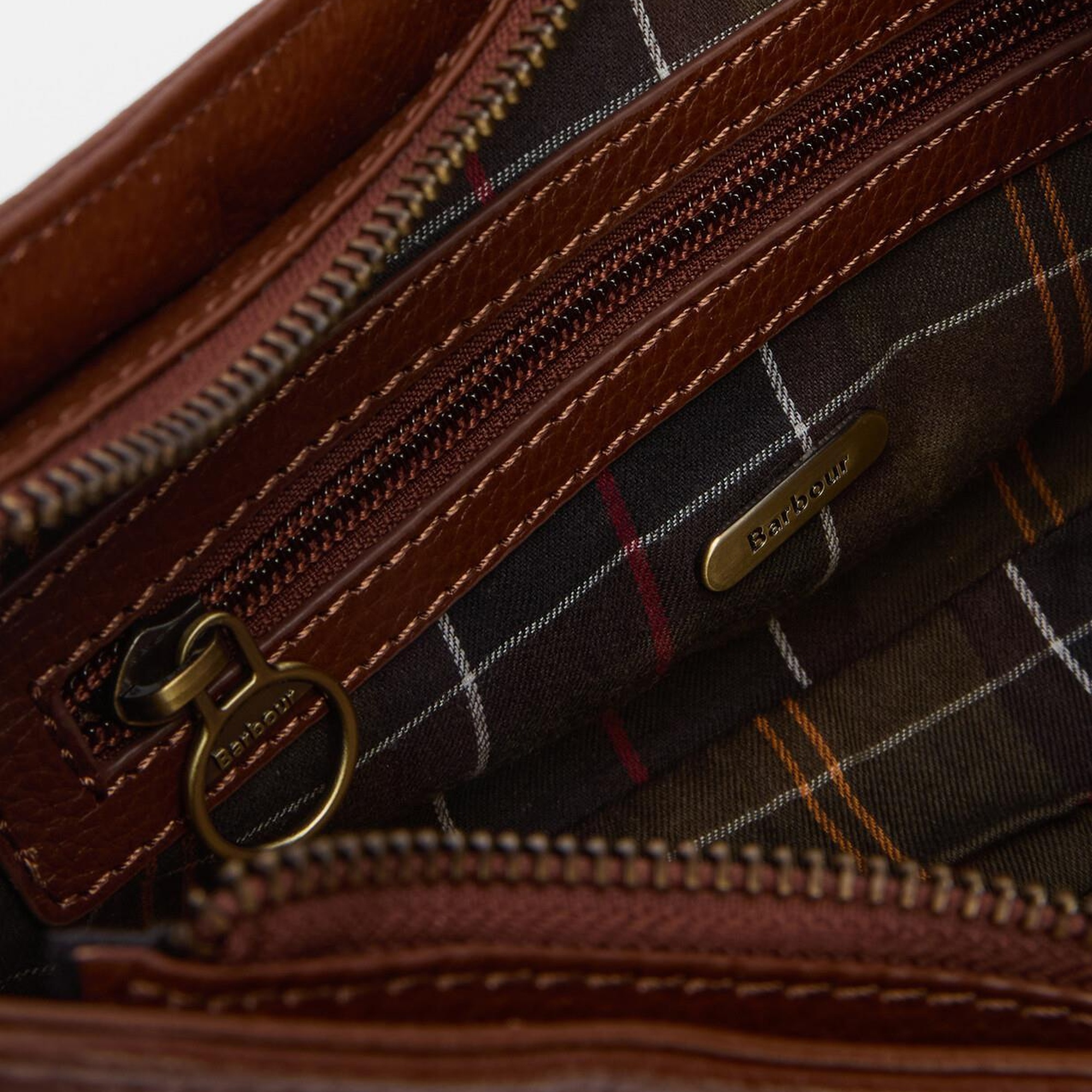 Barbour Sorrel Deri Sling Kol Çantası