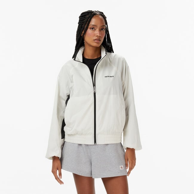  Calvin Klein Retro Track Kadın Beyaz Mont
