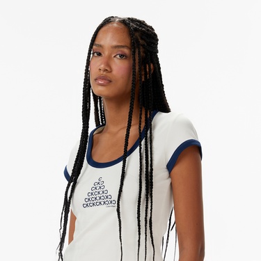  Calvin Klein Graphic Kadın Beyaz T-Shirt