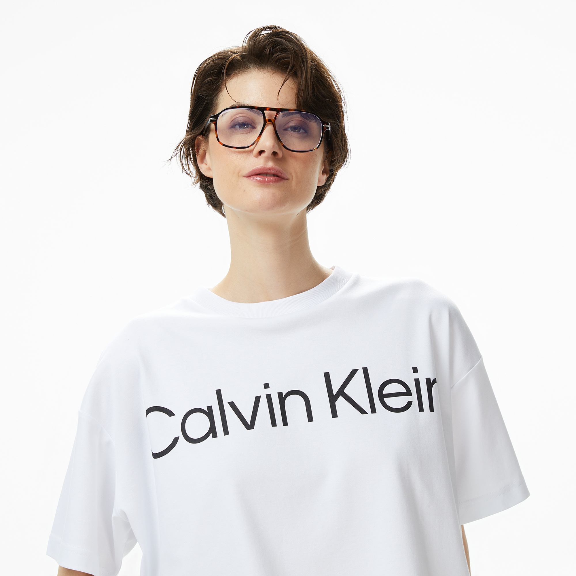 Calvin Klein Boxy Logo Graphic Kadın Beyaz T-Shirt