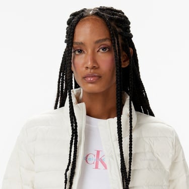  Calvin Klein Ultra Lightweight Down Puffer Kadın Beyaz Ceket