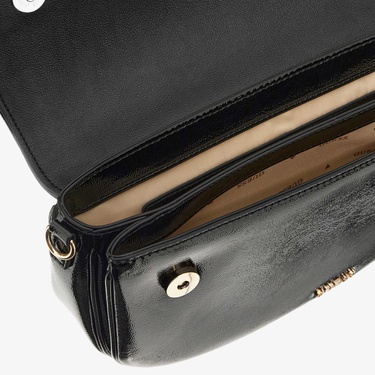  Guess Dea Flap Kadın Siyah Omuz Çantası