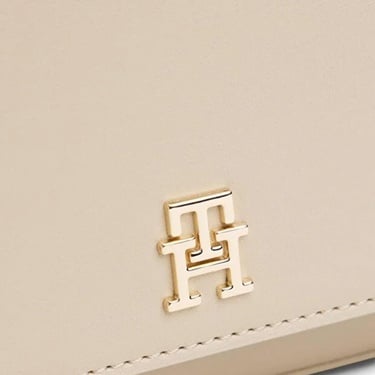  Tommy Hilfiger Icon Kadın Bej El Çantası