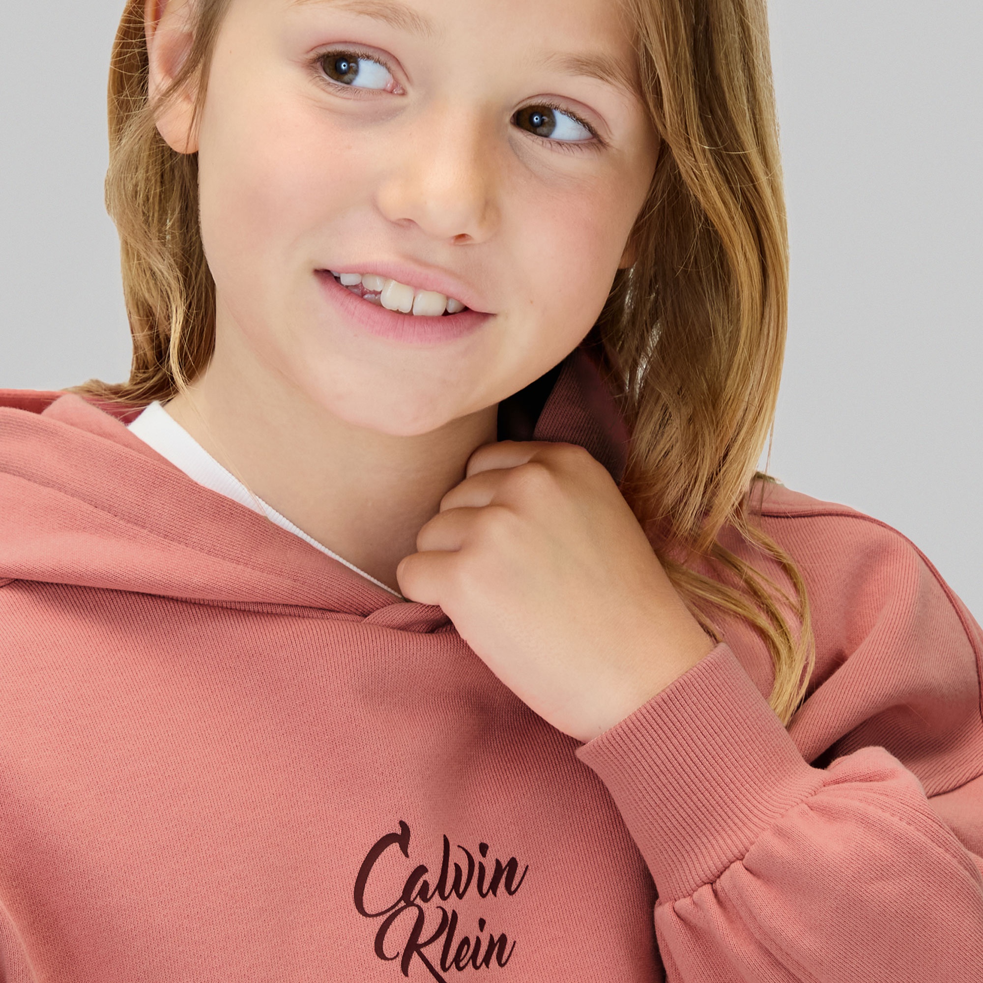 Calvin Klein Script Logo Graphic Terry Çocuk Pembe Sweatshirt