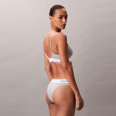  Calvin Klein Brazilian Kadın Gri Külot