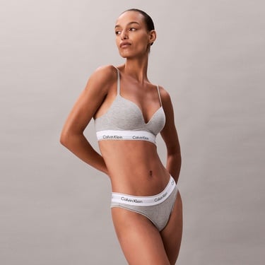  Calvin Klein Brazilian Kadın Gri Külot