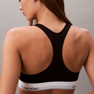  Calvin Klein Brazilian Kadın Siyah Külot