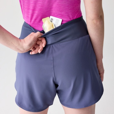  Brooks Chaser 5 2in1 2.0 Kadın Mavi Koşu Şortu