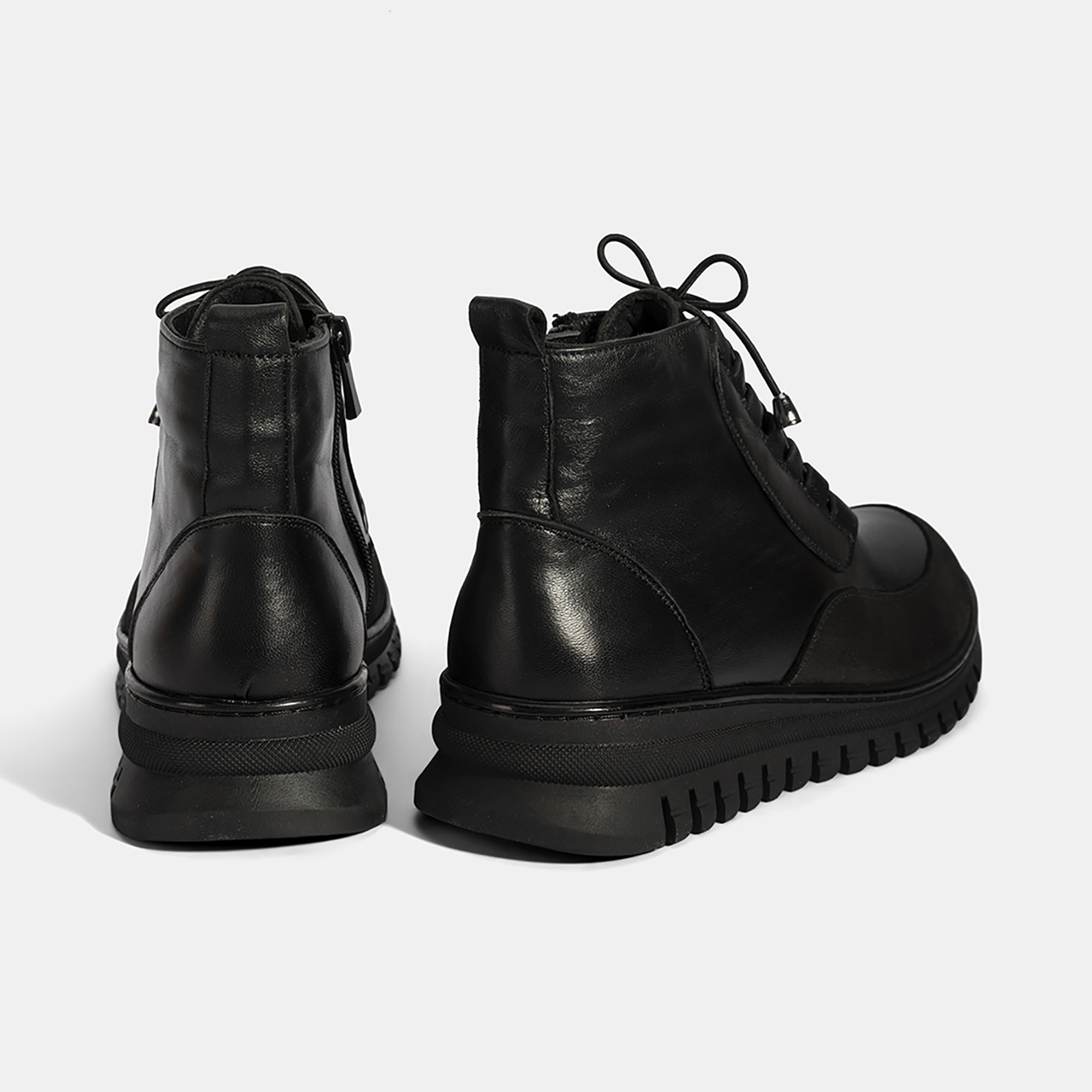 Kadın Siyah Bağcıklı DesaComfort Deri Bot