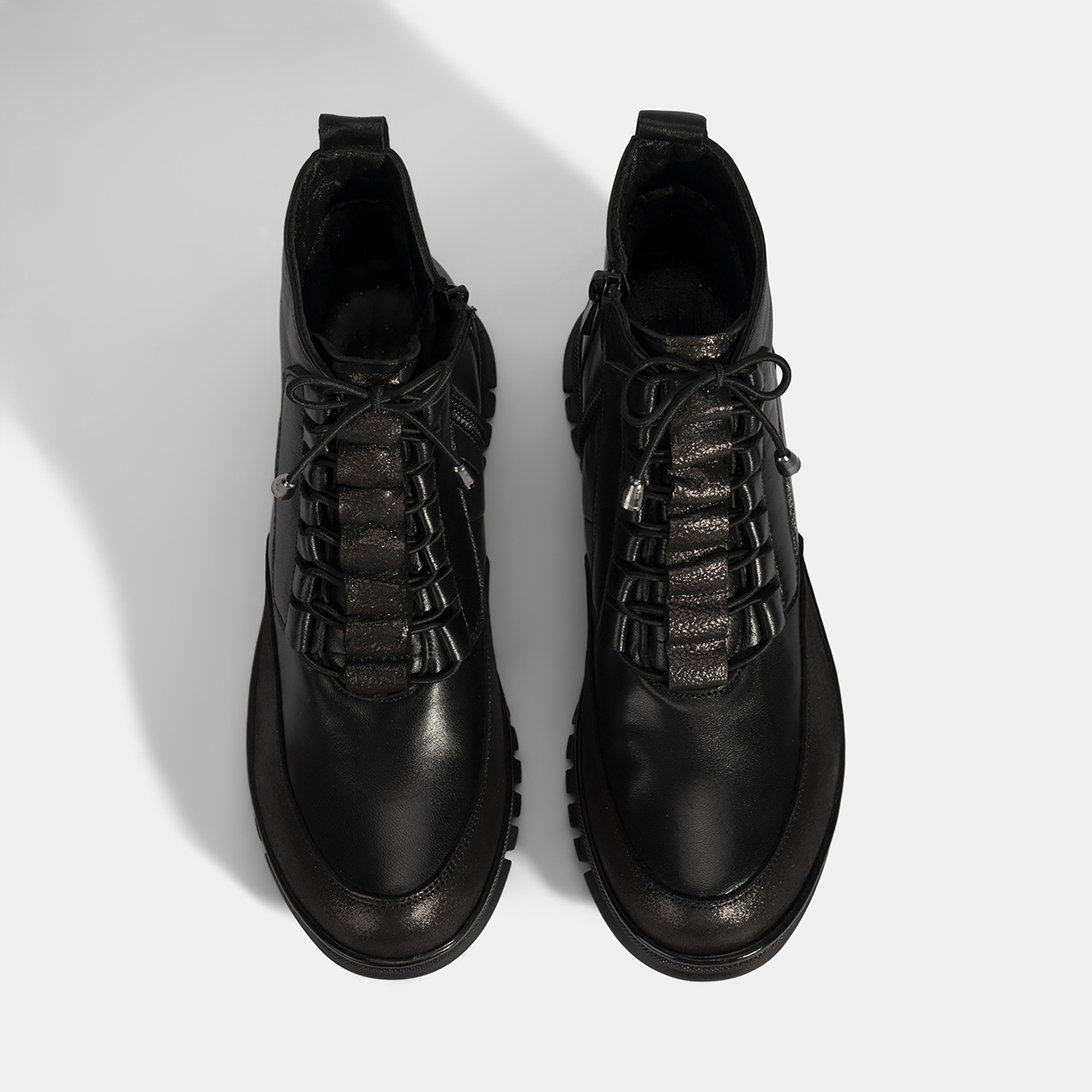 Kadın Siyah Bağcıklı DesaComfort Deri Bot